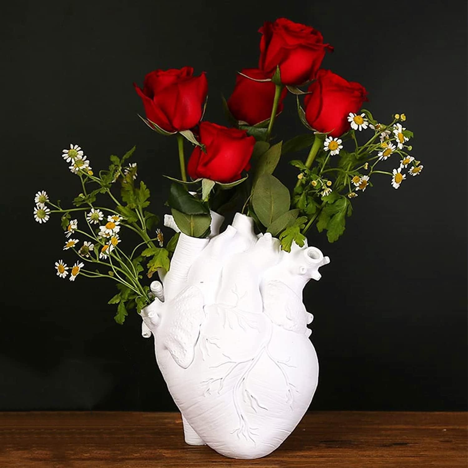Vase Flower Vases Heart Shaped Decor Resin Flower Pot Modern Unique Nordic Art Style Decorative Vase for Home Wedding Valentine Gift Desktop Living Room Decoration - White