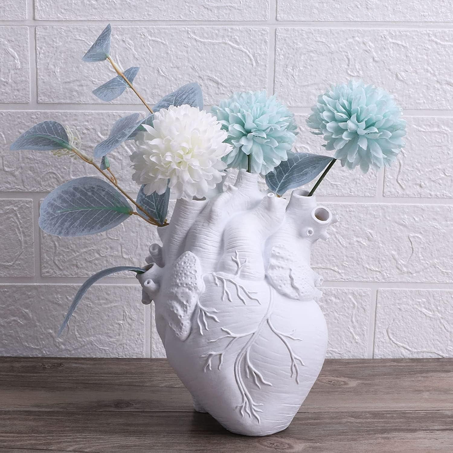 Vase Flower Vases Heart Shaped Decor Resin Flower Pot Modern Unique Nordic Art Style Decorative Vase for Home Wedding Valentine Gift Desktop Living Room Decoration - White